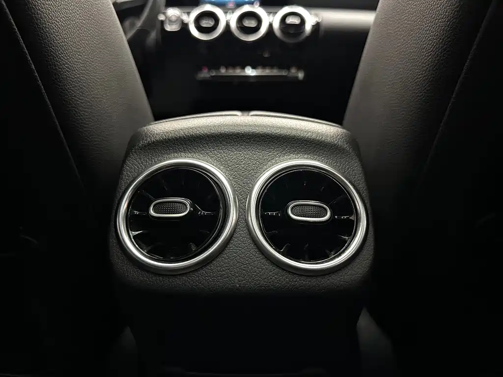Mercedes-Benz A-Class — миниатюра 18