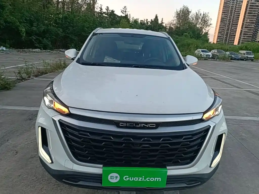 BAIC X3 — миниатюра 3