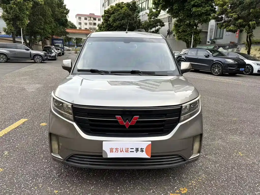 Wuling Hongguang PLUS — миниатюра 2
