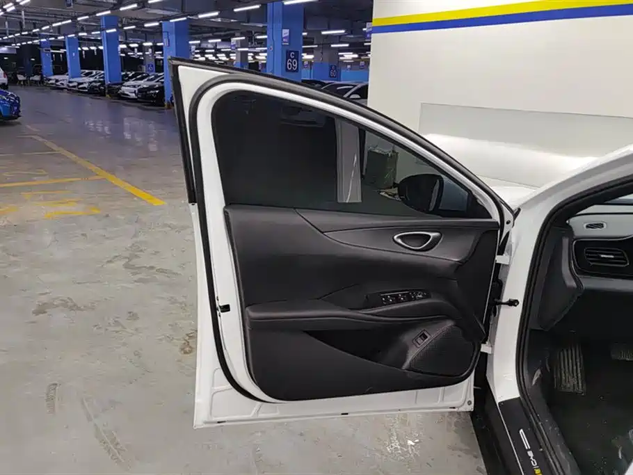 BYD SEAL 06 NEW ENERGY