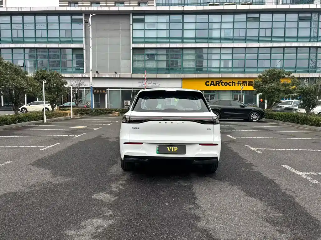 GEELY GALAXY GALAXY E5