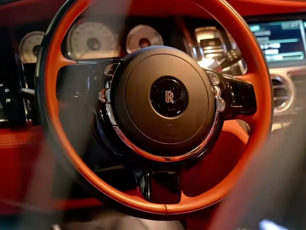 Rolls-Royce Wraith — миниатюра 8