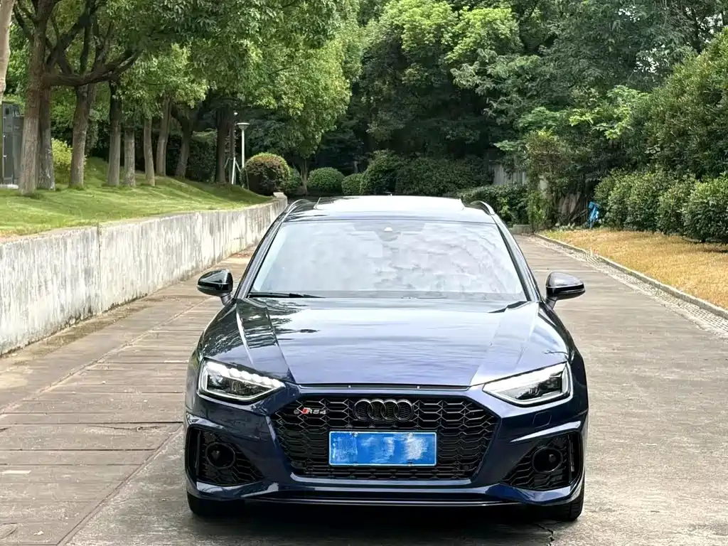 Audi A4 (Import) — миниатюра 3