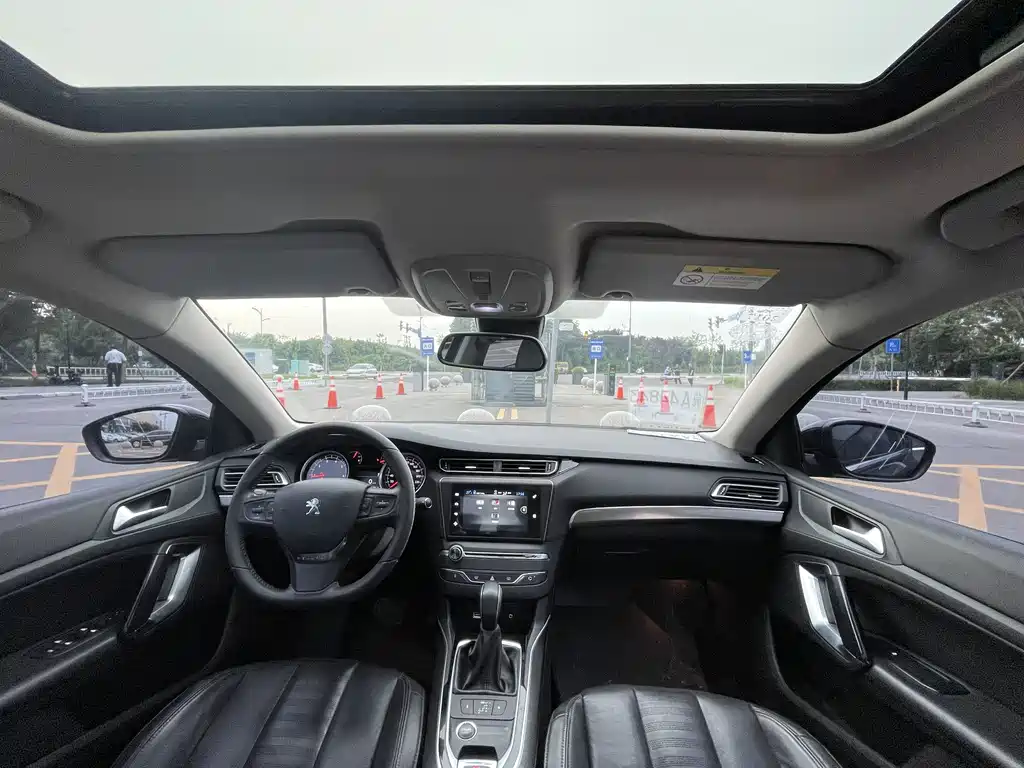 Peugeot 408 — миниатюра 2