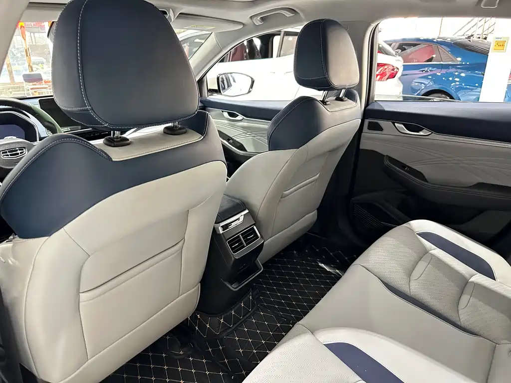 GEELY AUTOMOBILE XINGRUI