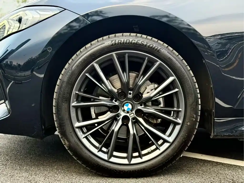 BMW 3 Series — миниатюра 10