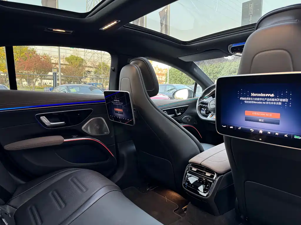 MERCEDES-BENZ EQS AMG