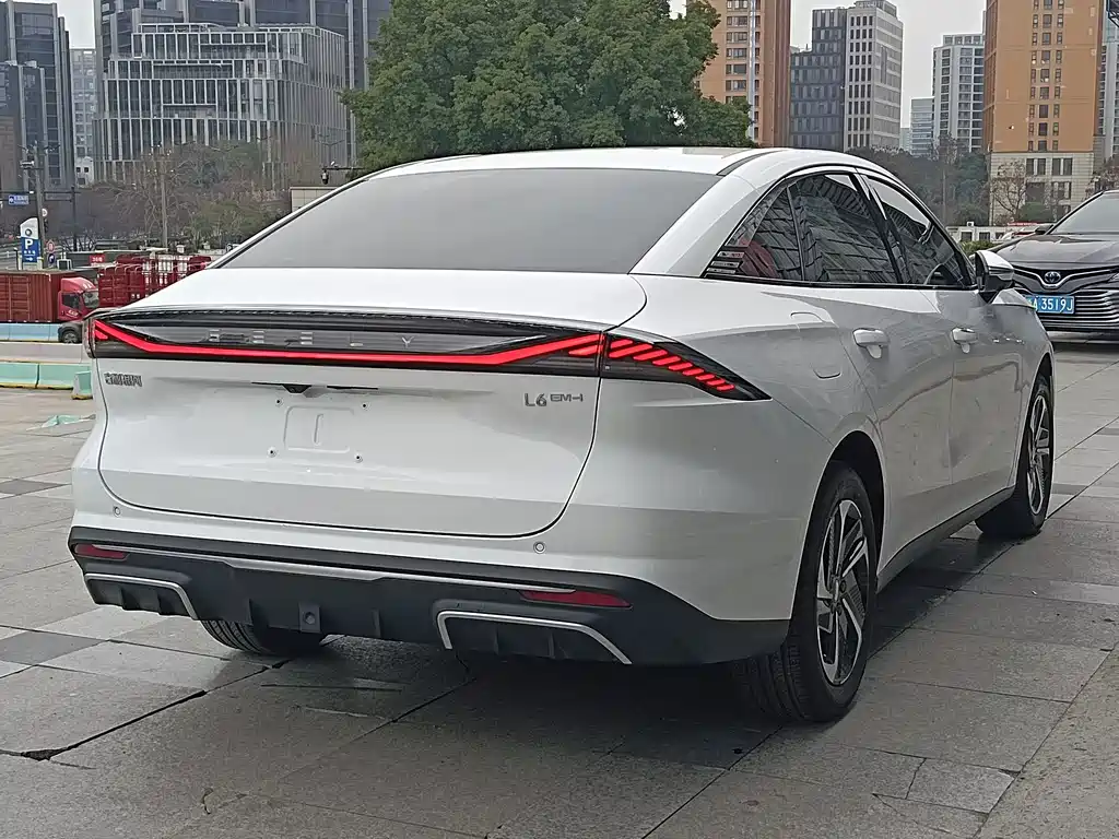 GEELY GALAXY GALAXY L6