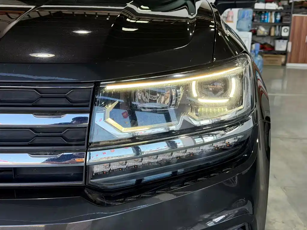 Volkswagen Tharu — миниатюра 3