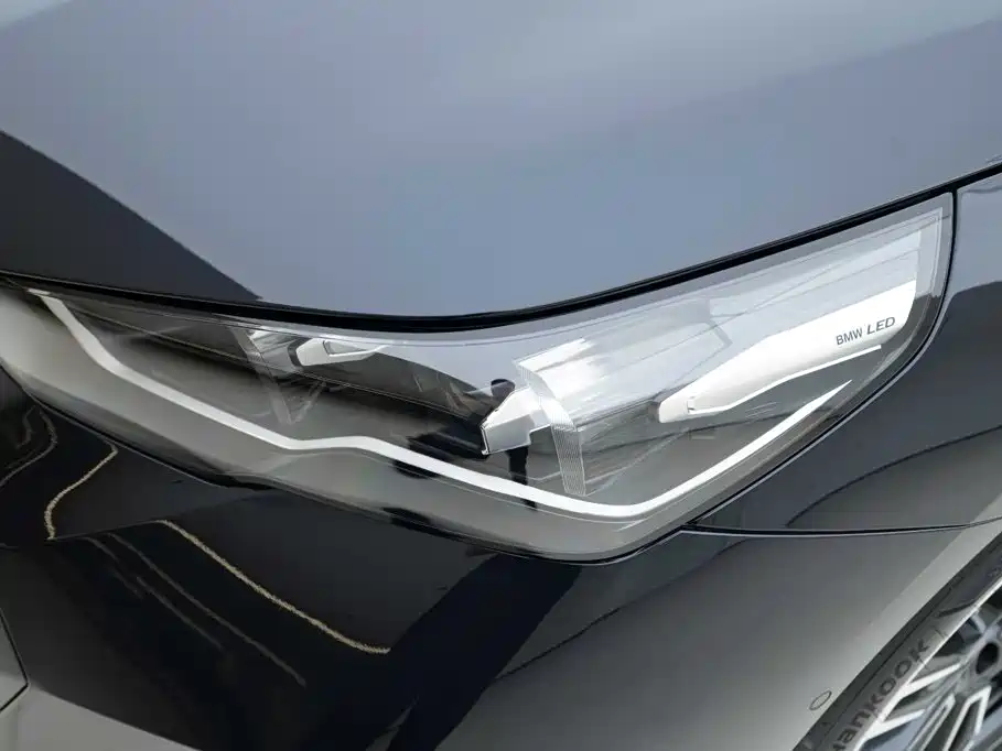 BMW 5 Series — миниатюра 14