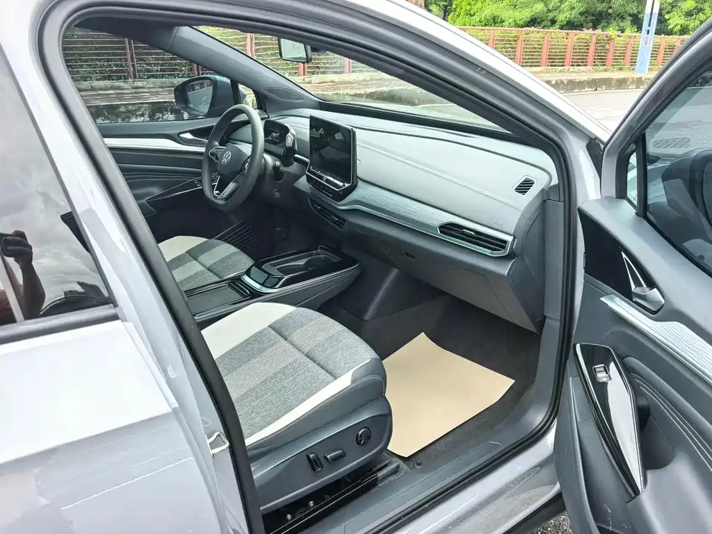 Volkswagen ID.4 Crozz — миниатюра 8
