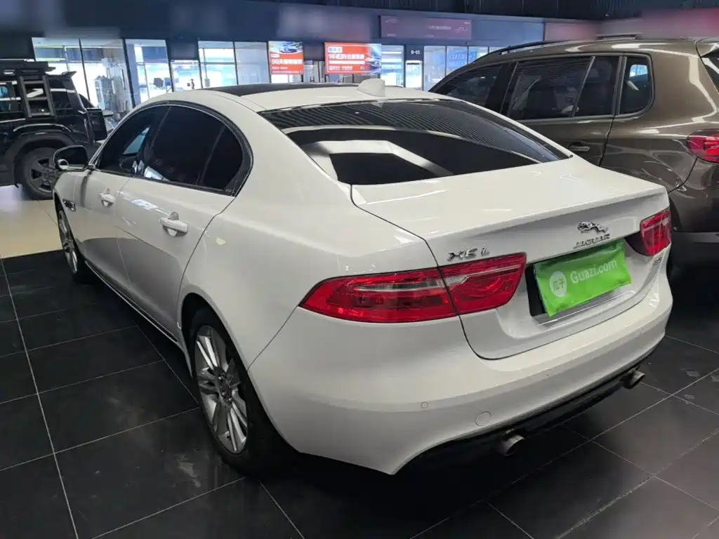 Jaguar XEL — миниатюра 23