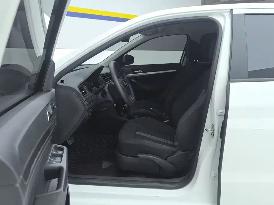 Volkswagen Lavida — миниатюра 8