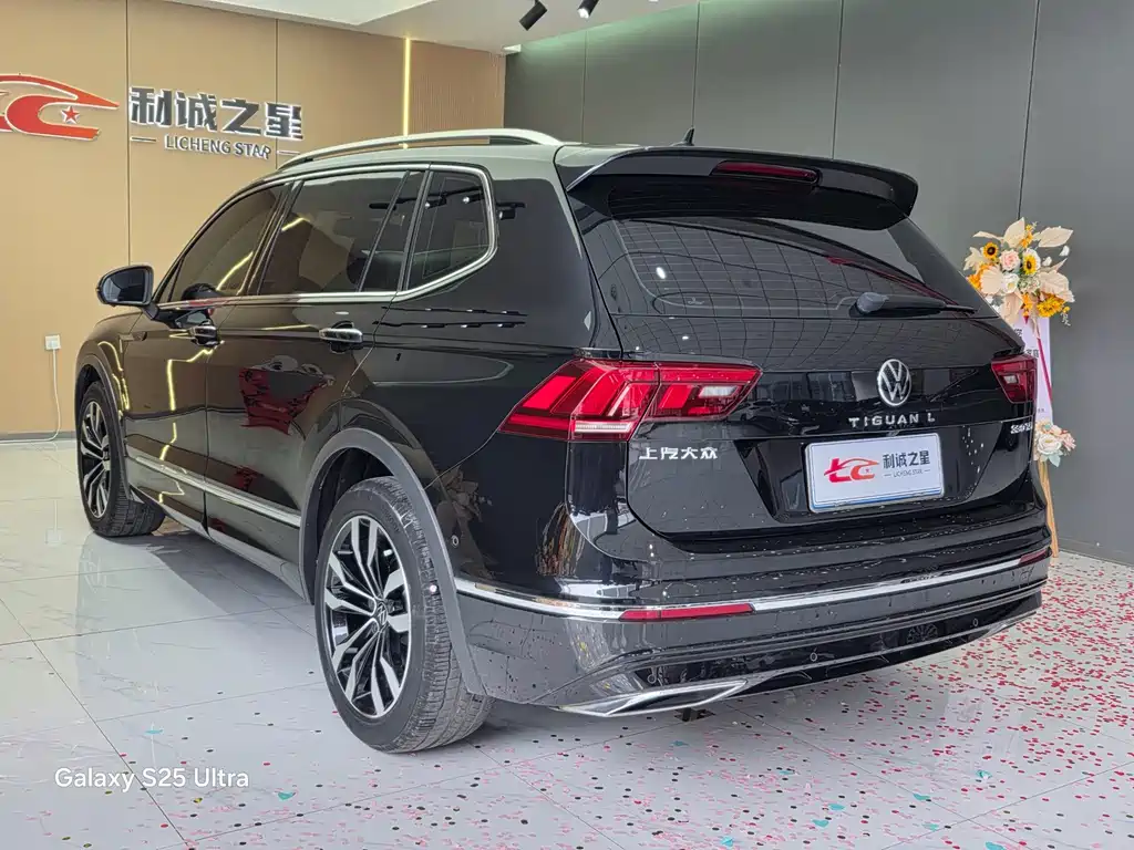 Volkswagen Tiguan L — миниатюра 9