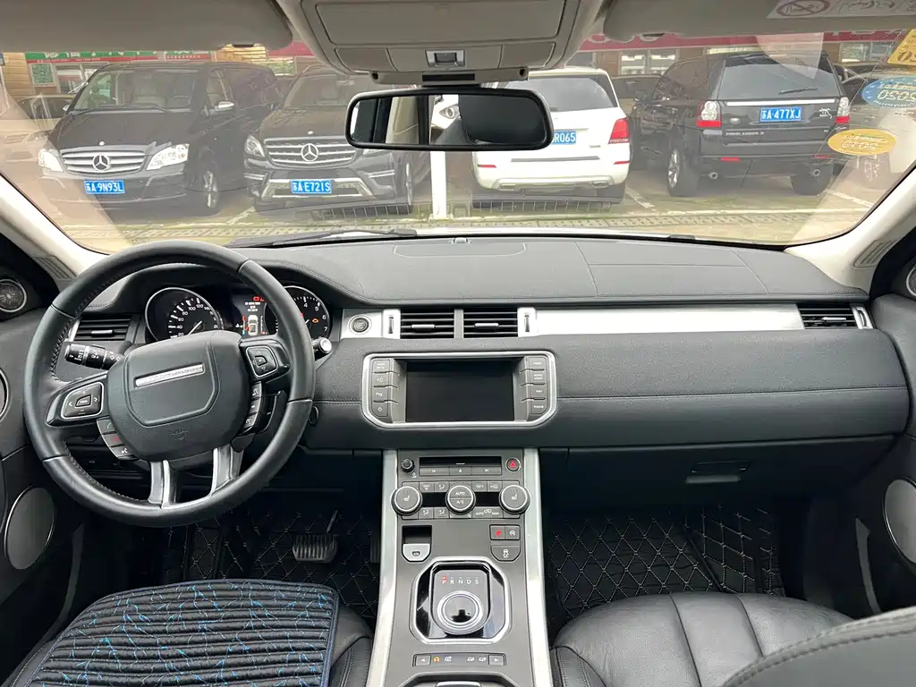 Land Rover Evoque (Import) — миниатюра 15