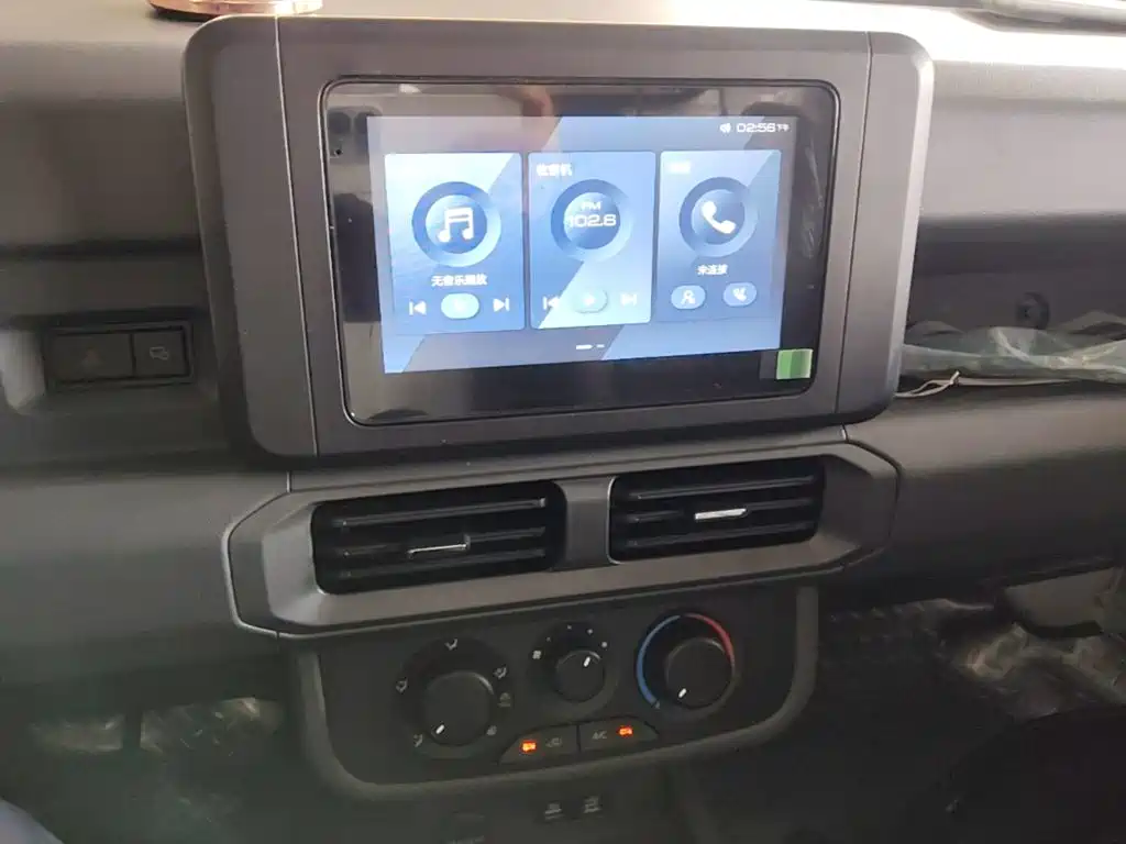 Wuling Wuling Longka — миниатюра 13