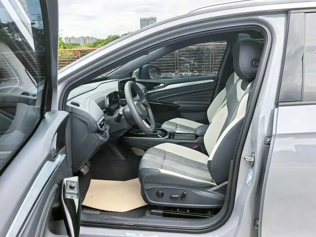 Volkswagen ID.4 Crozz — миниатюра 5
