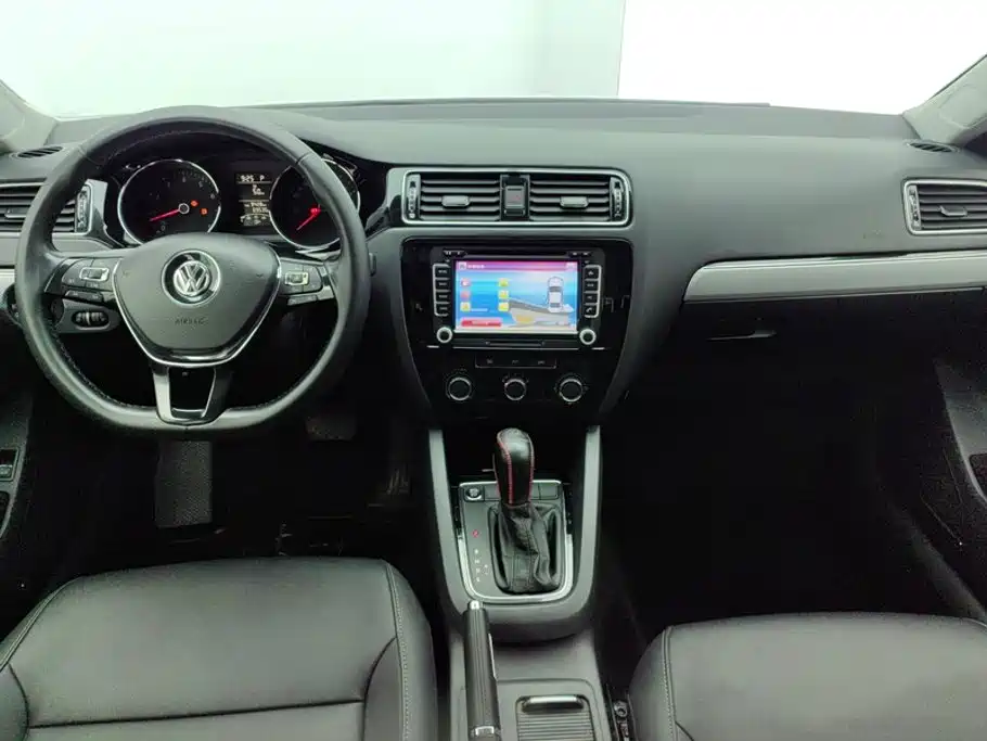 Volkswagen Sagitar — миниатюра 12