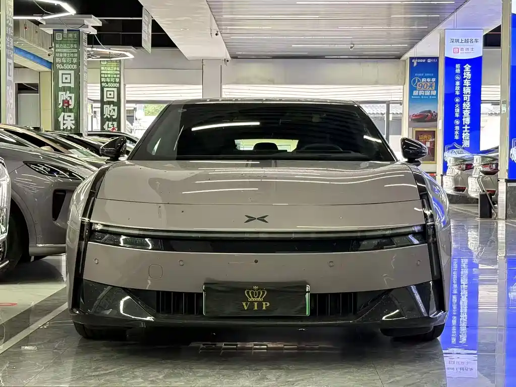 XPeng P7 — миниатюра 2