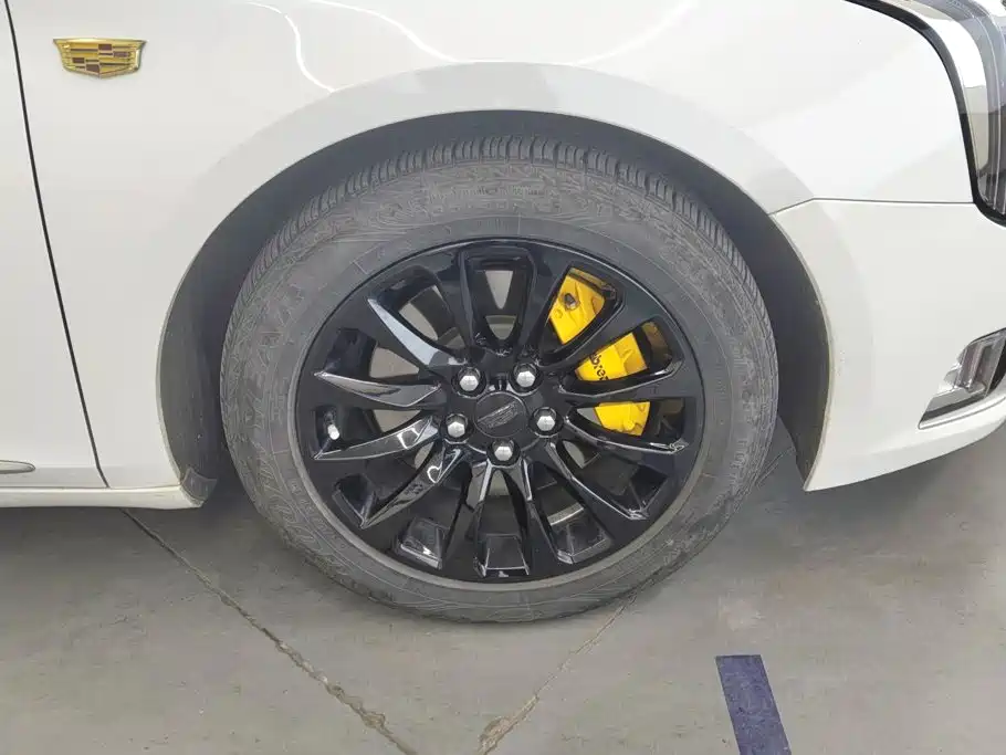 Cadillac XTS — миниатюра 6