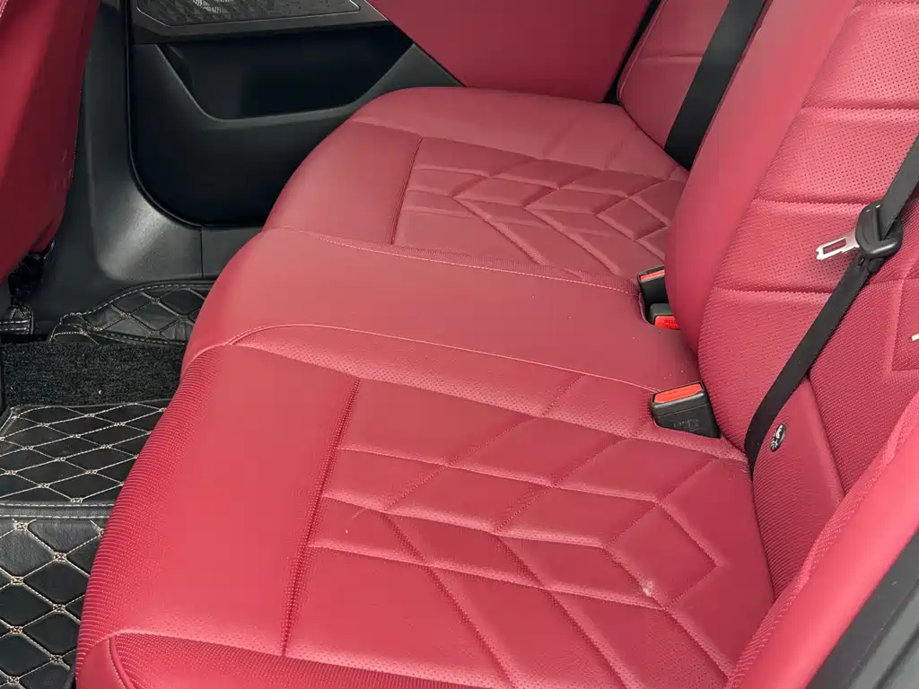 BMW 5 Series — миниатюра 6
