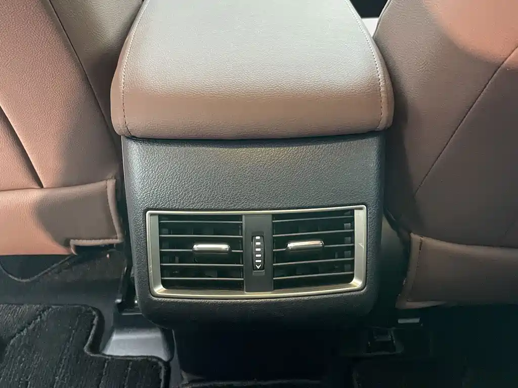 Lexus NX — миниатюра 19