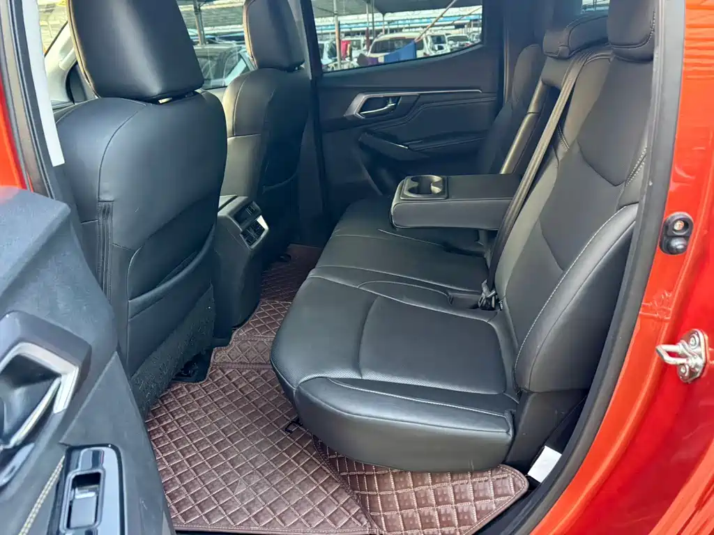 Isuzu D-MAX — миниатюра 15