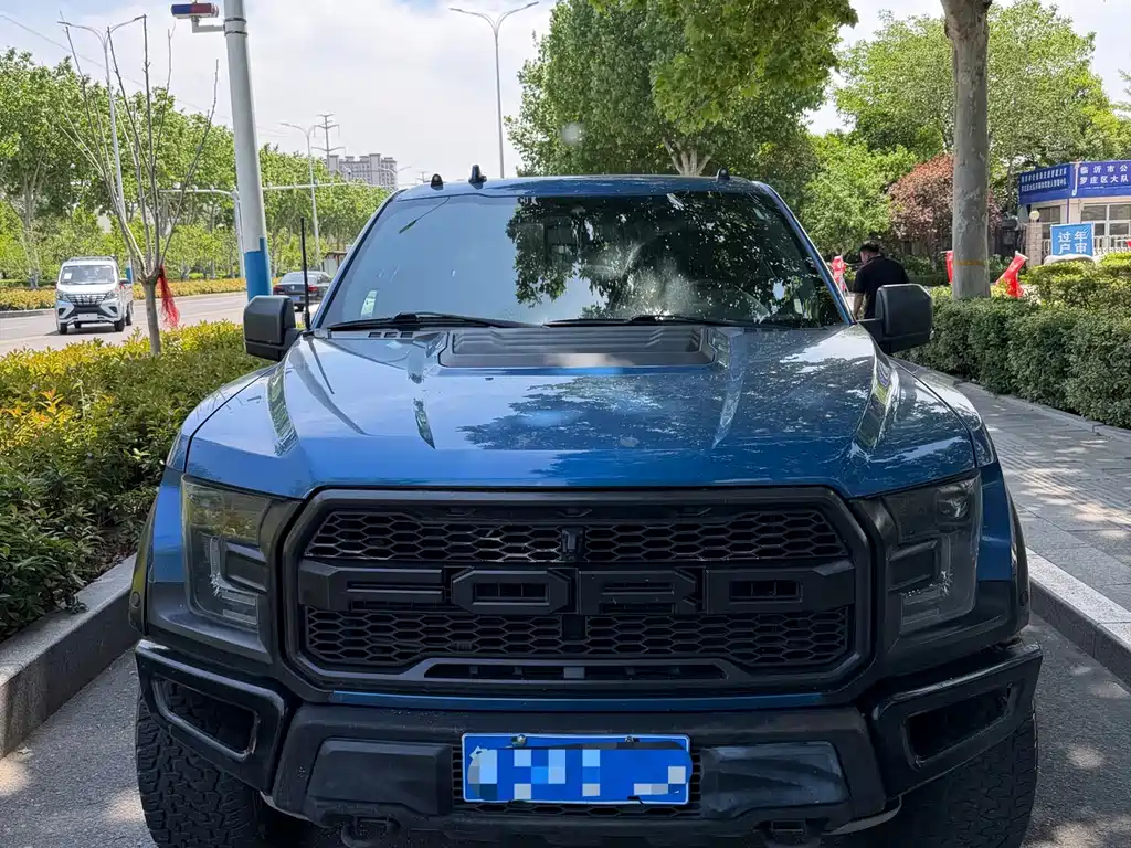 Ford F-150 Raptor 2020