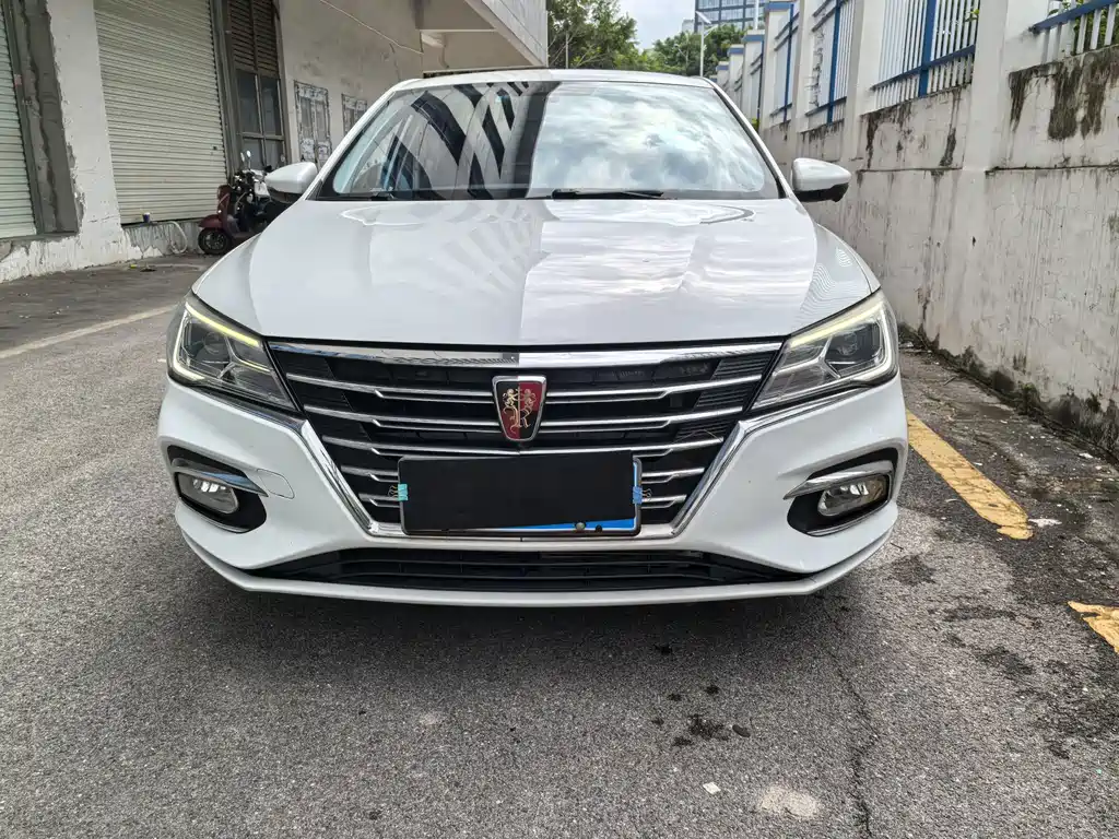 Roewe i5 1.5L Auto 4G Connected Leader Luxury Flagship Edition, фото 2