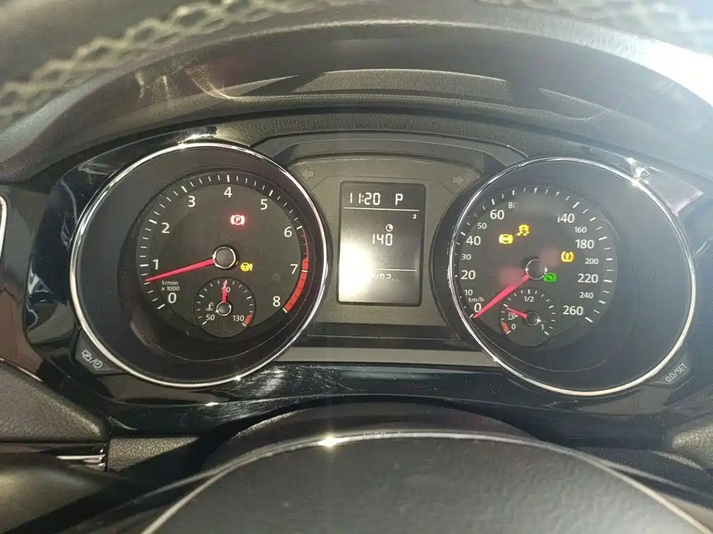 Volkswagen Sagitar — миниатюра 4