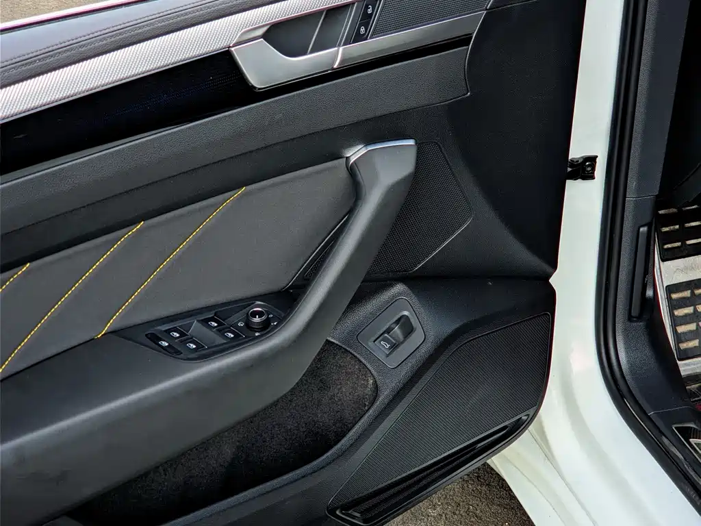 Volkswagen CC — миниатюра 15