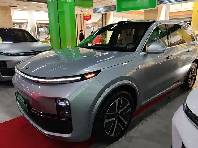 IDEAL CAR IDEAL L8 2024