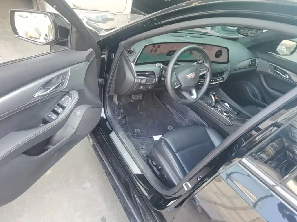 Cadillac CT5 — миниатюра 16