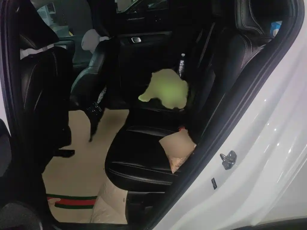 Volvo XC40 — миниатюра 15
