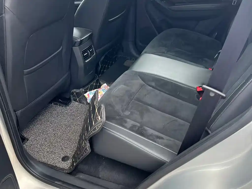 Roewe RX5 New Energy — миниатюра 6