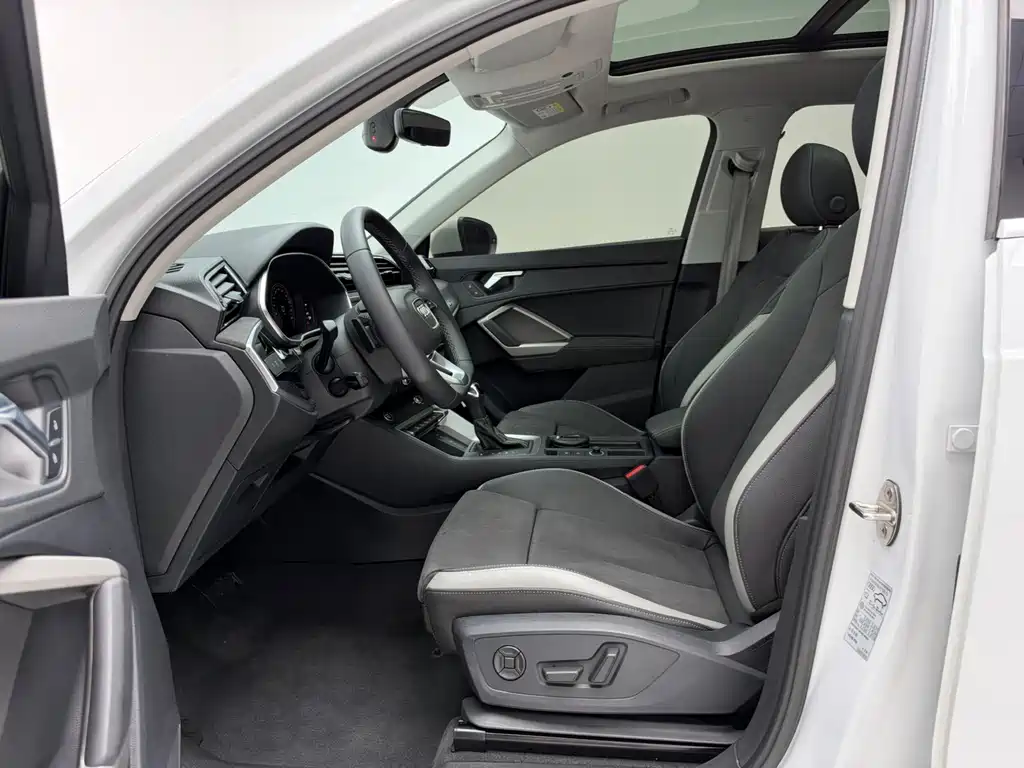 Audi Q3 — миниатюра 8