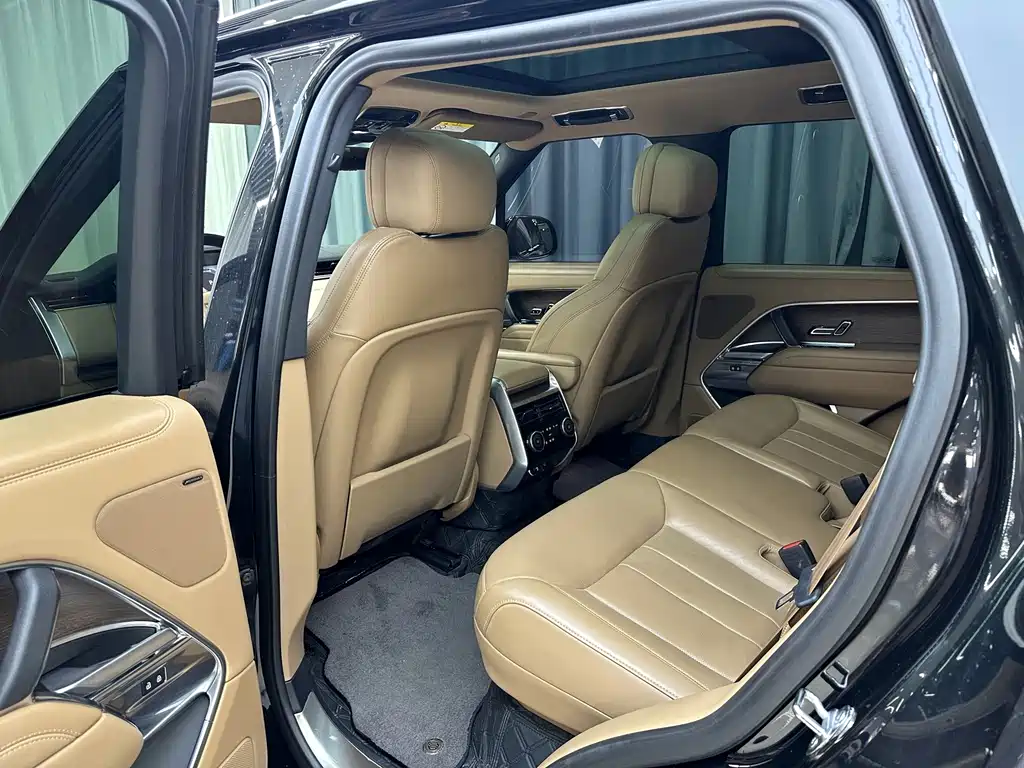 Land Rover Range Rover — миниатюра 9