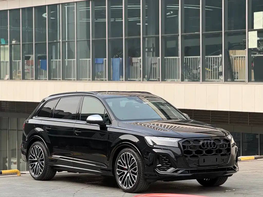 Audi SQ7 2024 4.0 TFSI