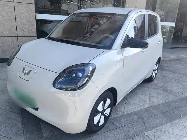 WULING AUTOMOBILE HONGGUANG MINIEV 2025