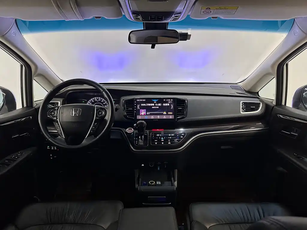 Honda Odyssey — миниатюра 8