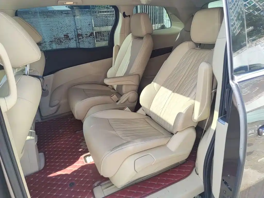 Buick GL8 — миниатюра 17