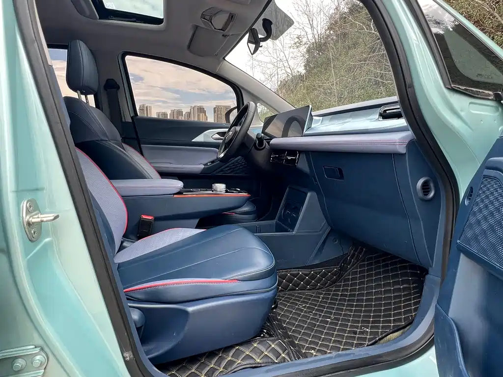 GEELY GEOMETRY E FIREFLY