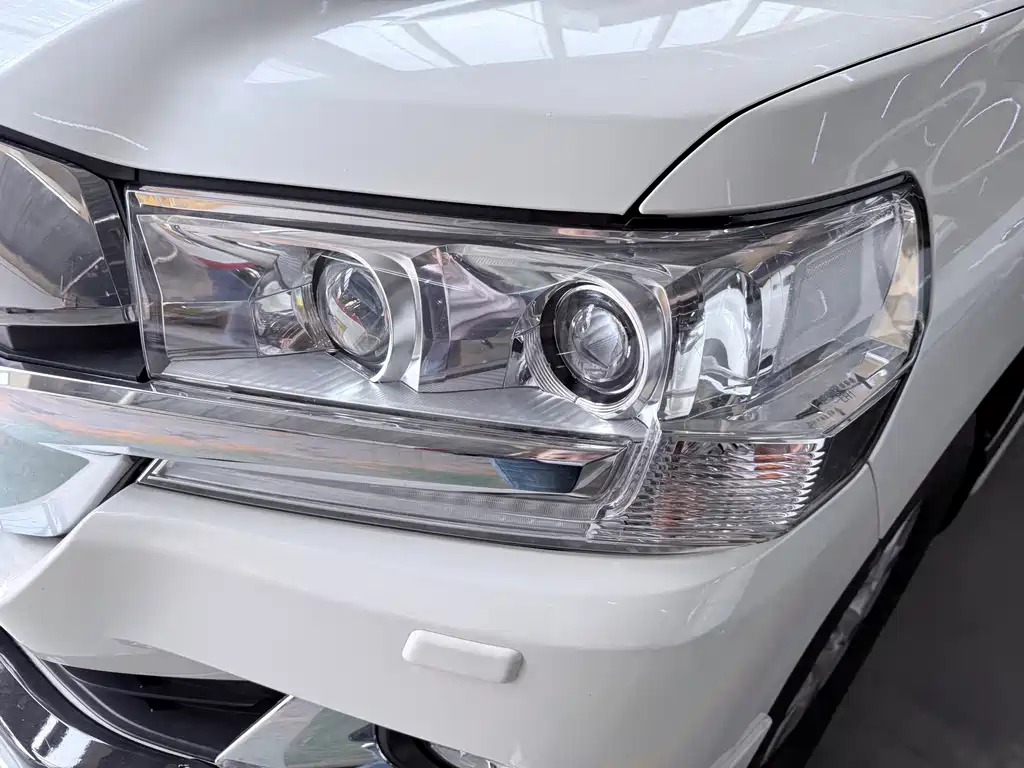 Toyota Land Cruiser — миниатюра 4