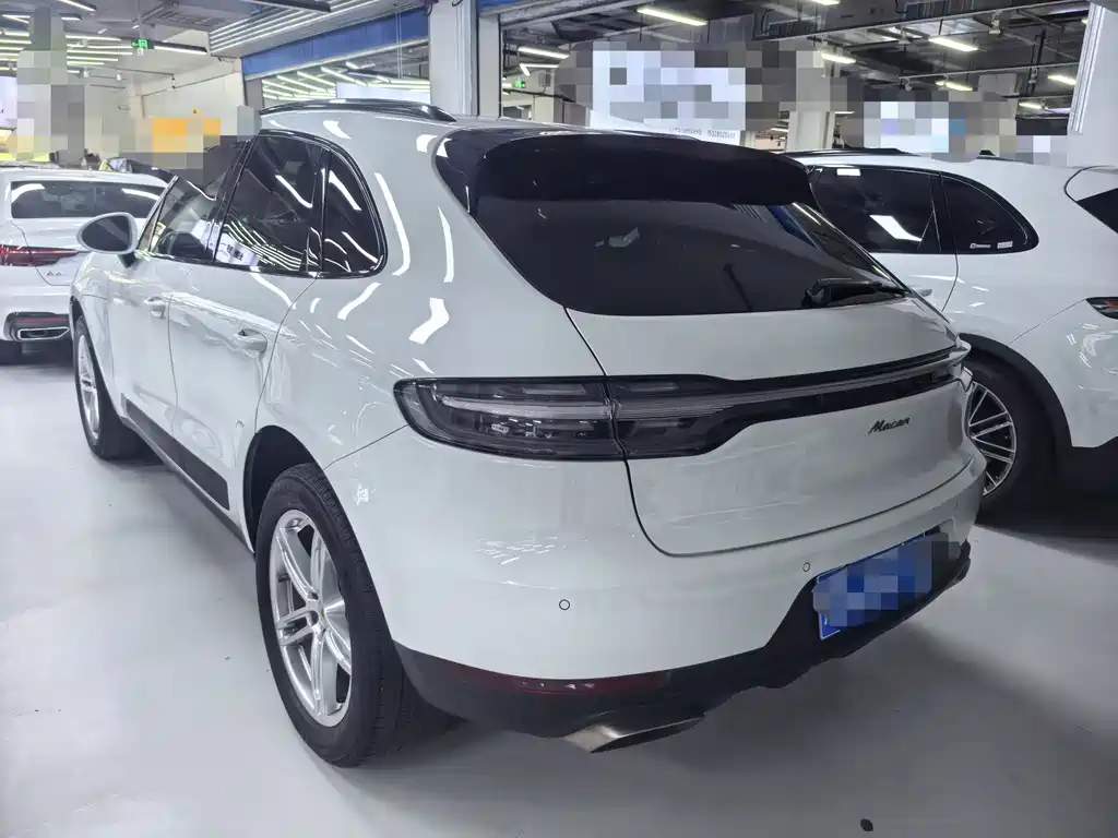 Porsche Macan — миниатюра 13