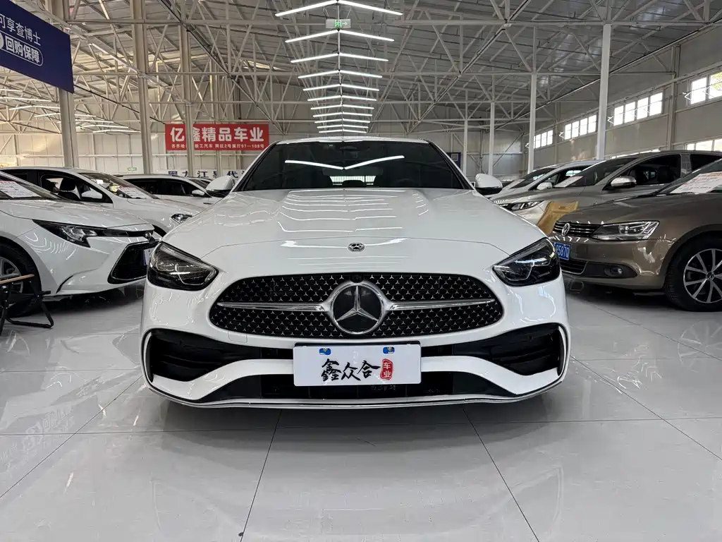Mercedes-Benz C-Class — миниатюра 2
