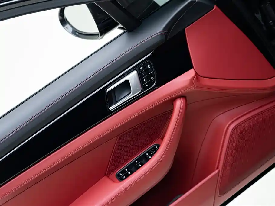 PORSCHE PANAMERA NEW ENERGY