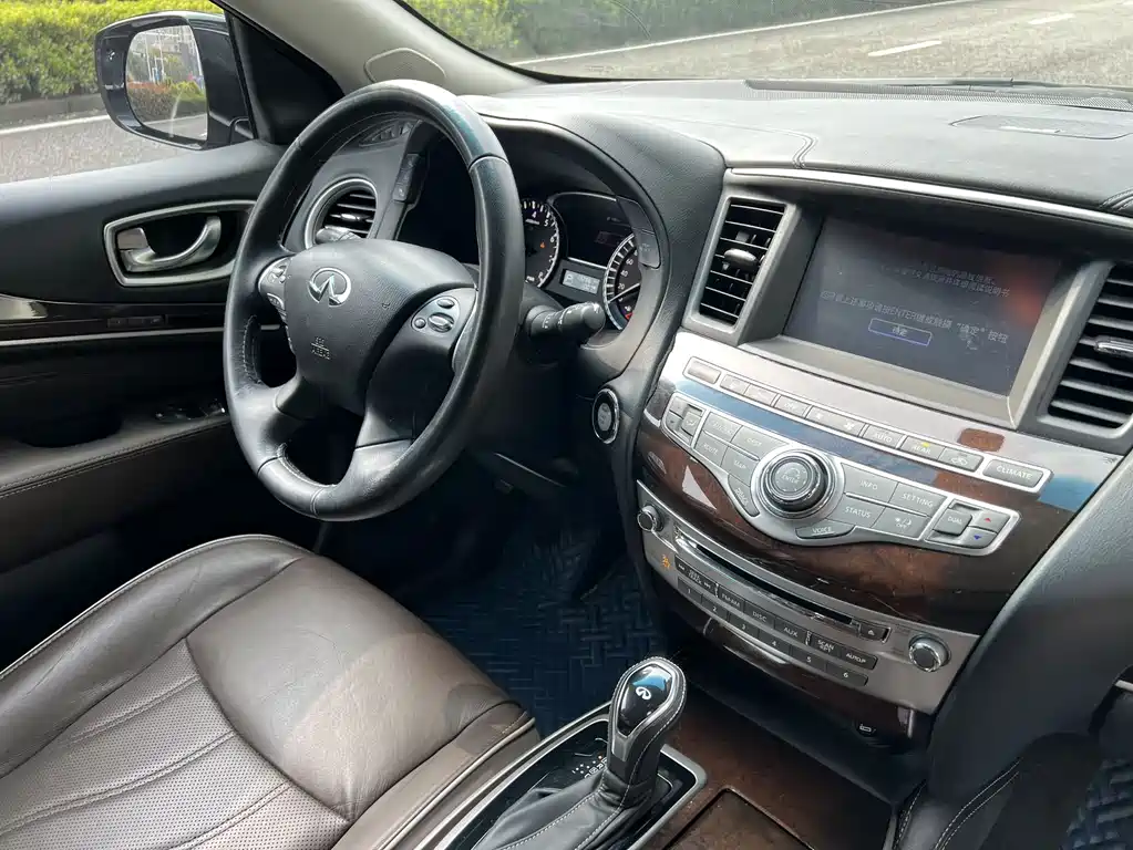 INFINITI QX60