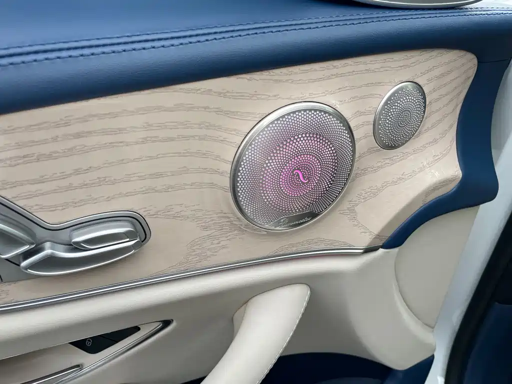 Mercedes-Benz E-Class (Import) — миниатюра 5