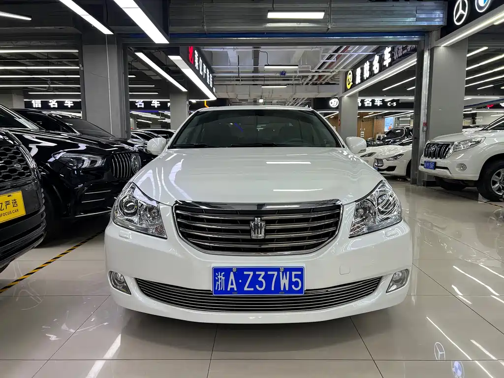 Toyota Crown 2011