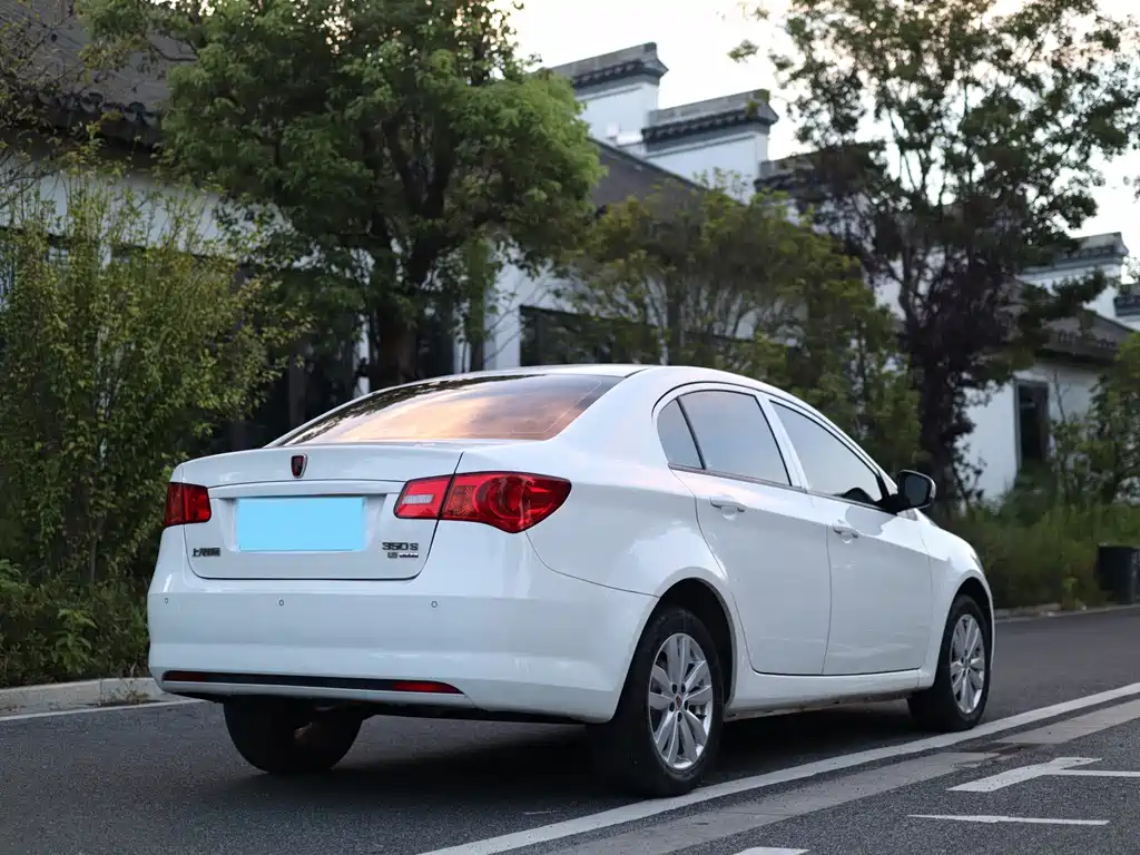 Roewe 350 — миниатюра 5